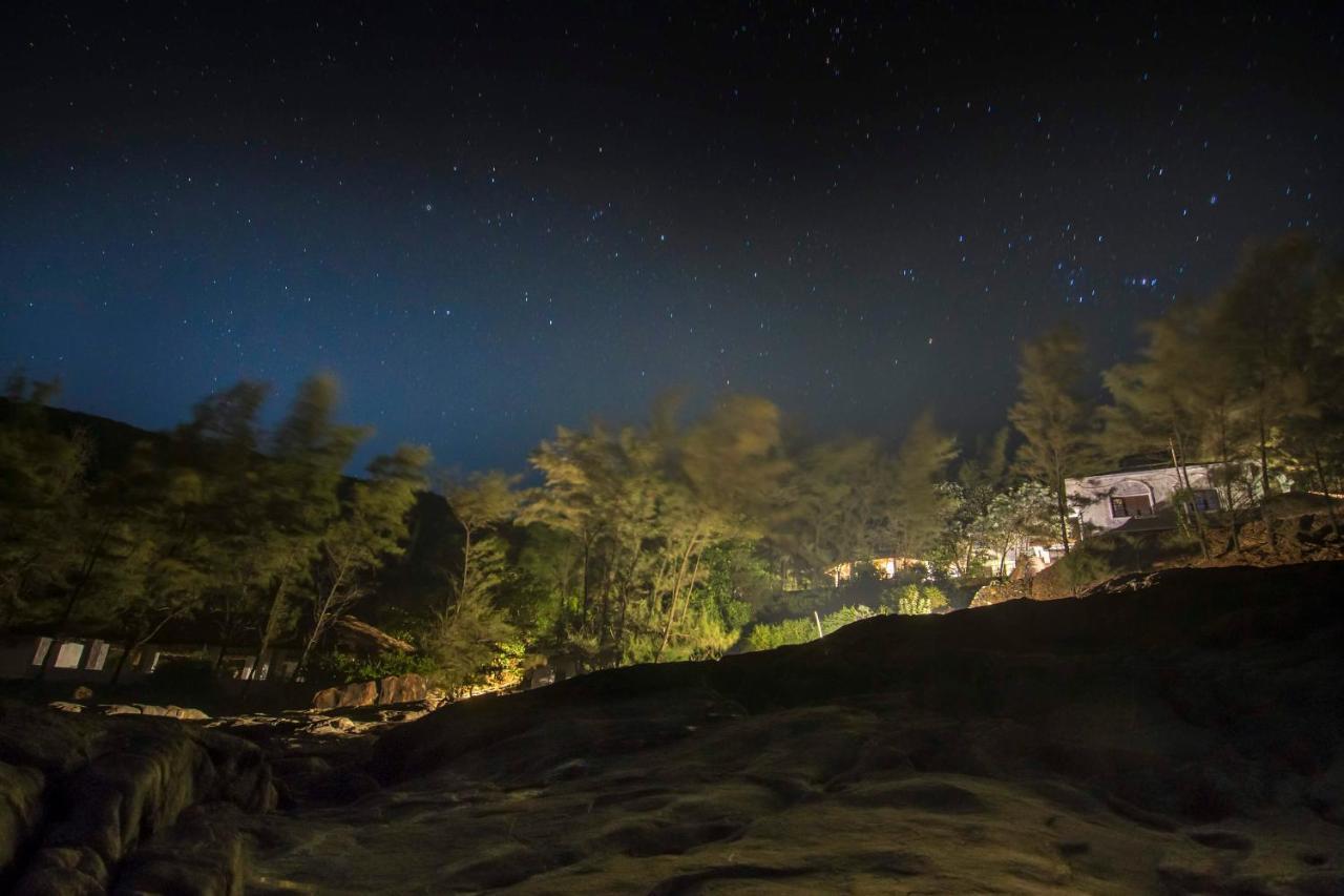 Red Earth - Gokarna 3*