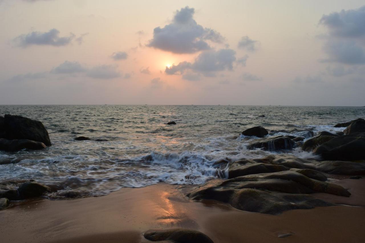 Red Earth - Gokarna 3* Ankola