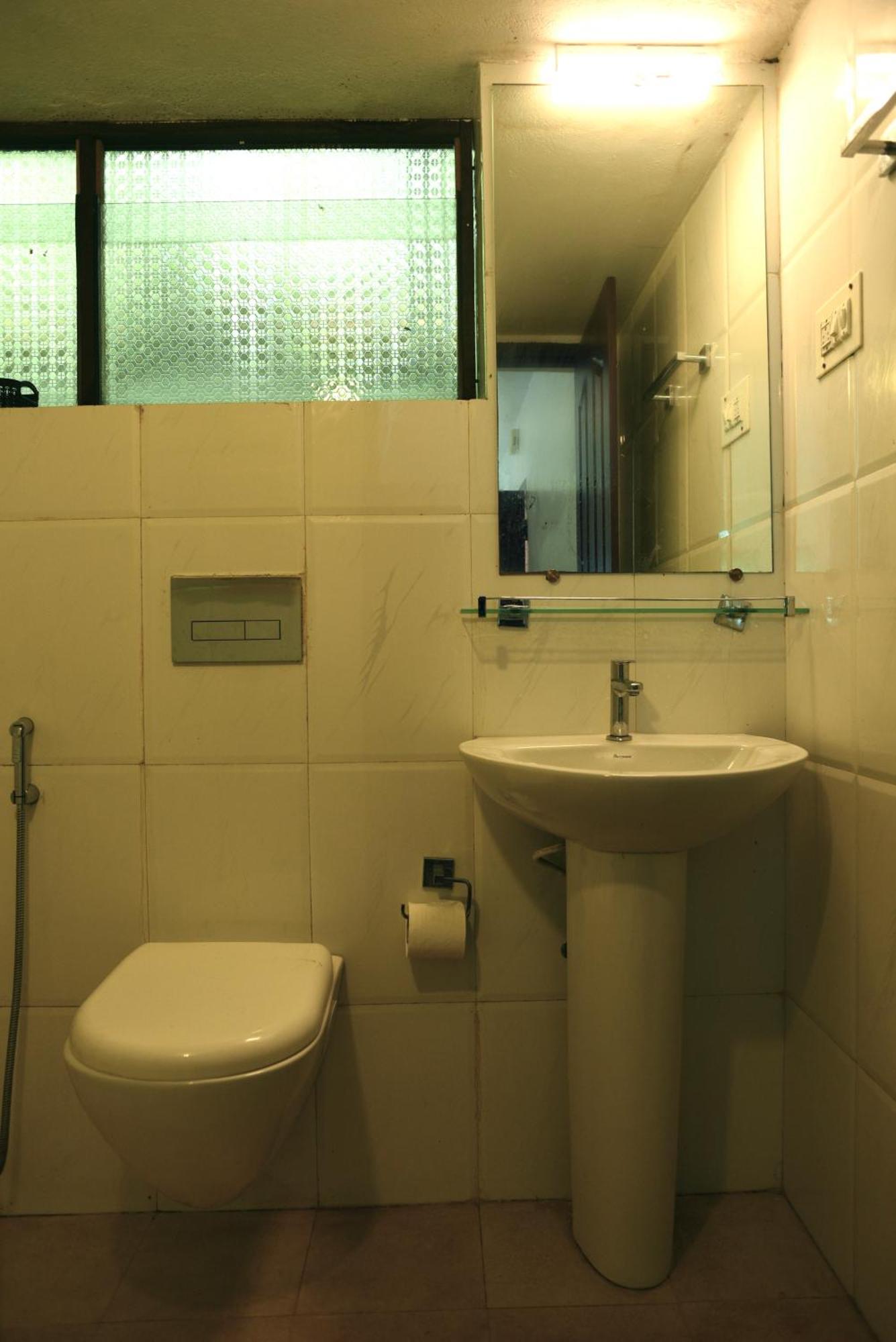 Red Earth - Gokarna Hotel
