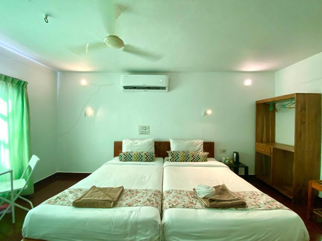 Red Earth - Gokarna 3* Ankola