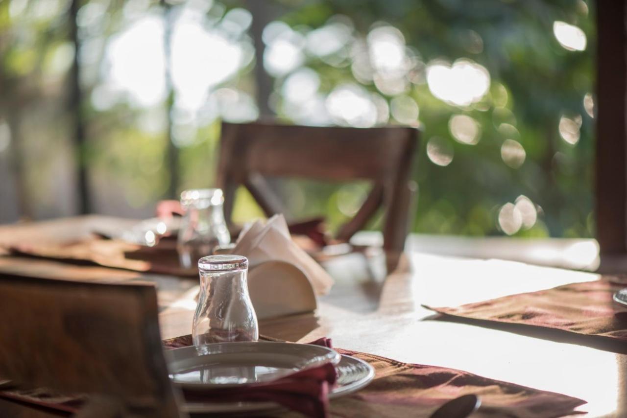Red Earth - Gokarna Hotel Ankola